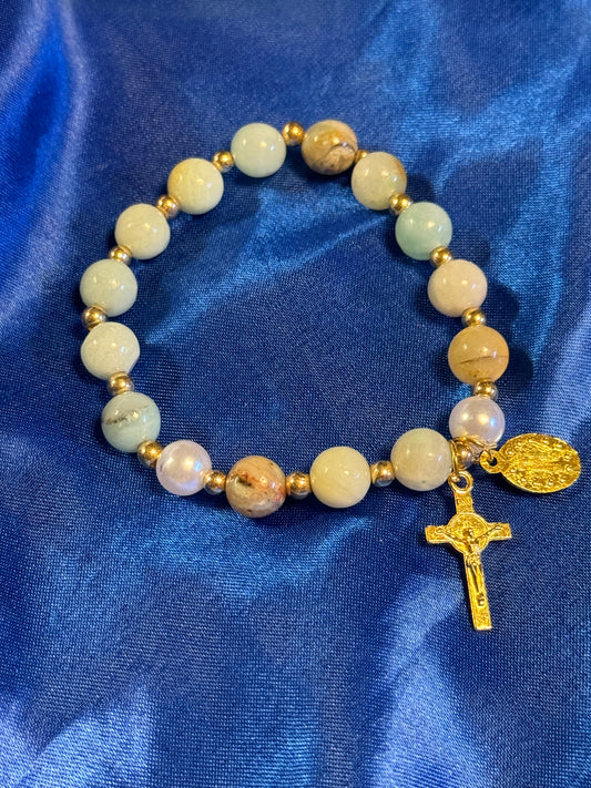 Pulsera Multicolor con Crucifijo